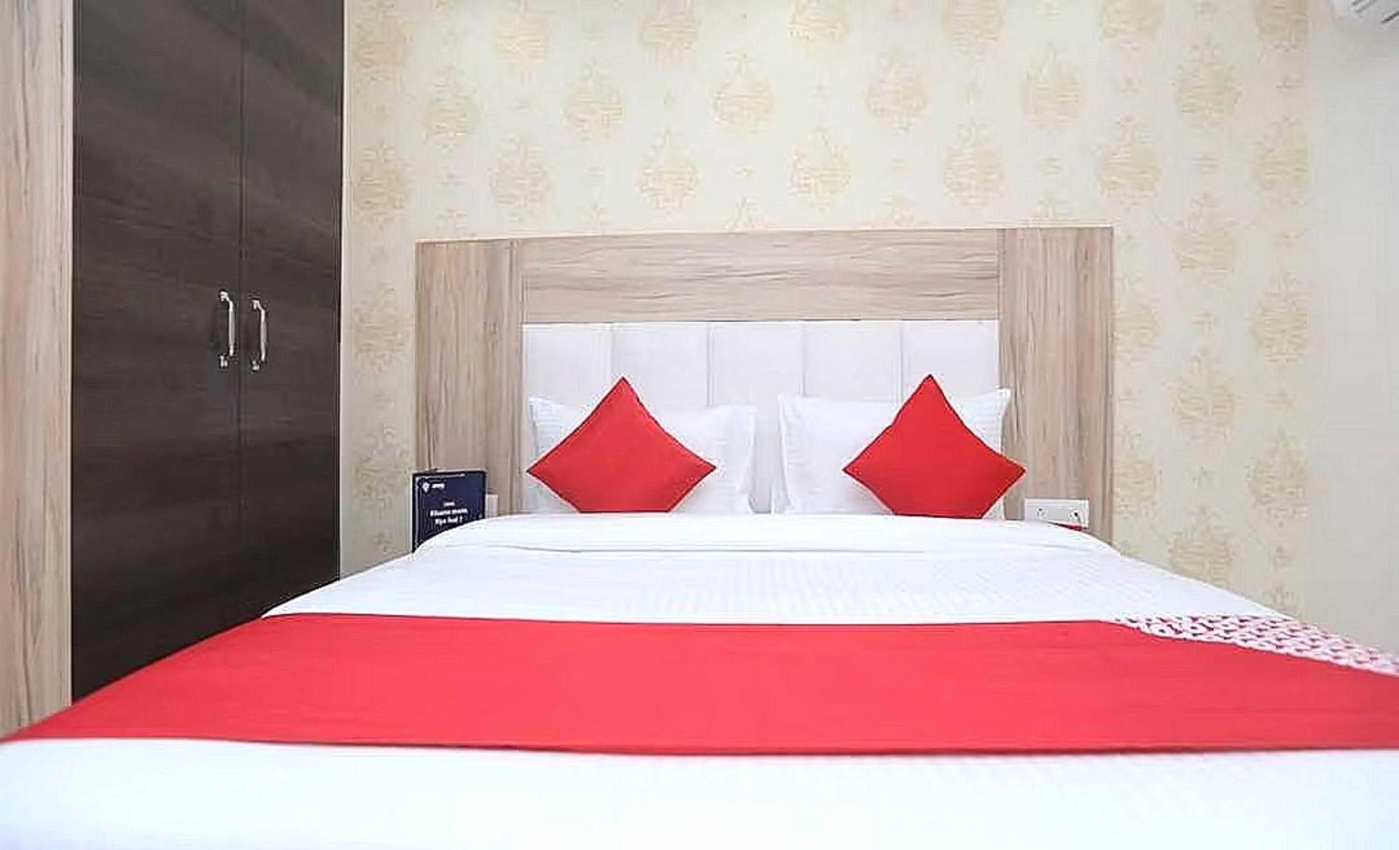 Hotel O Rl Residency Ghaziabad Esterno foto