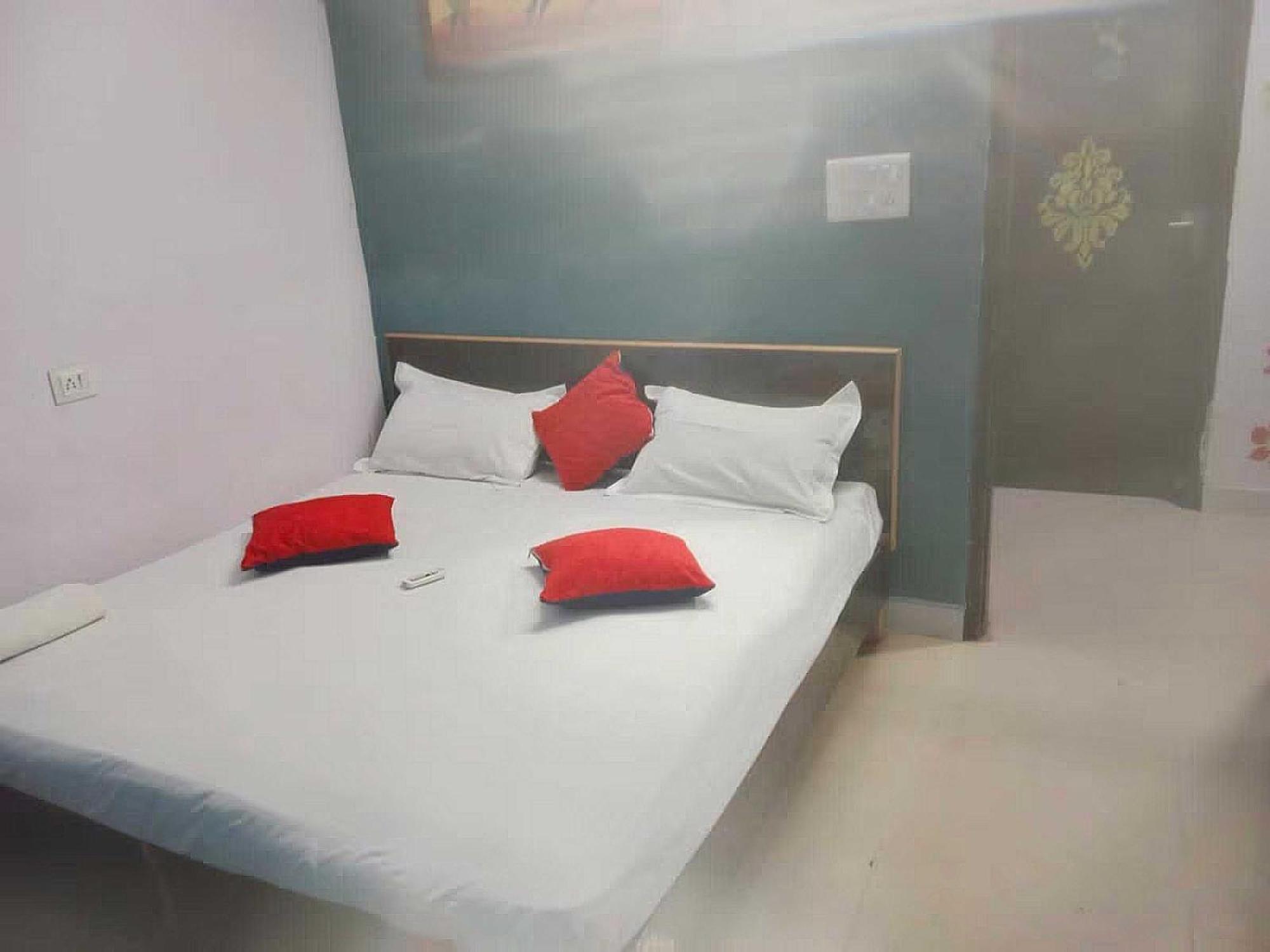 Hotel O Rl Residency Ghaziabad Esterno foto